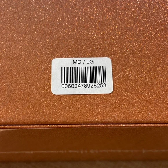 Taylor Swift The Life of a Showgirl Cardigan Box Set - Picture 5 of 6